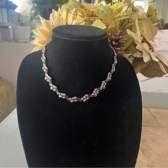 Gunmetal Vine Necklace - Picture 9 of 9